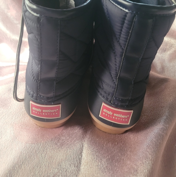Simply Southern Duck Boots - Picture 2 of 4